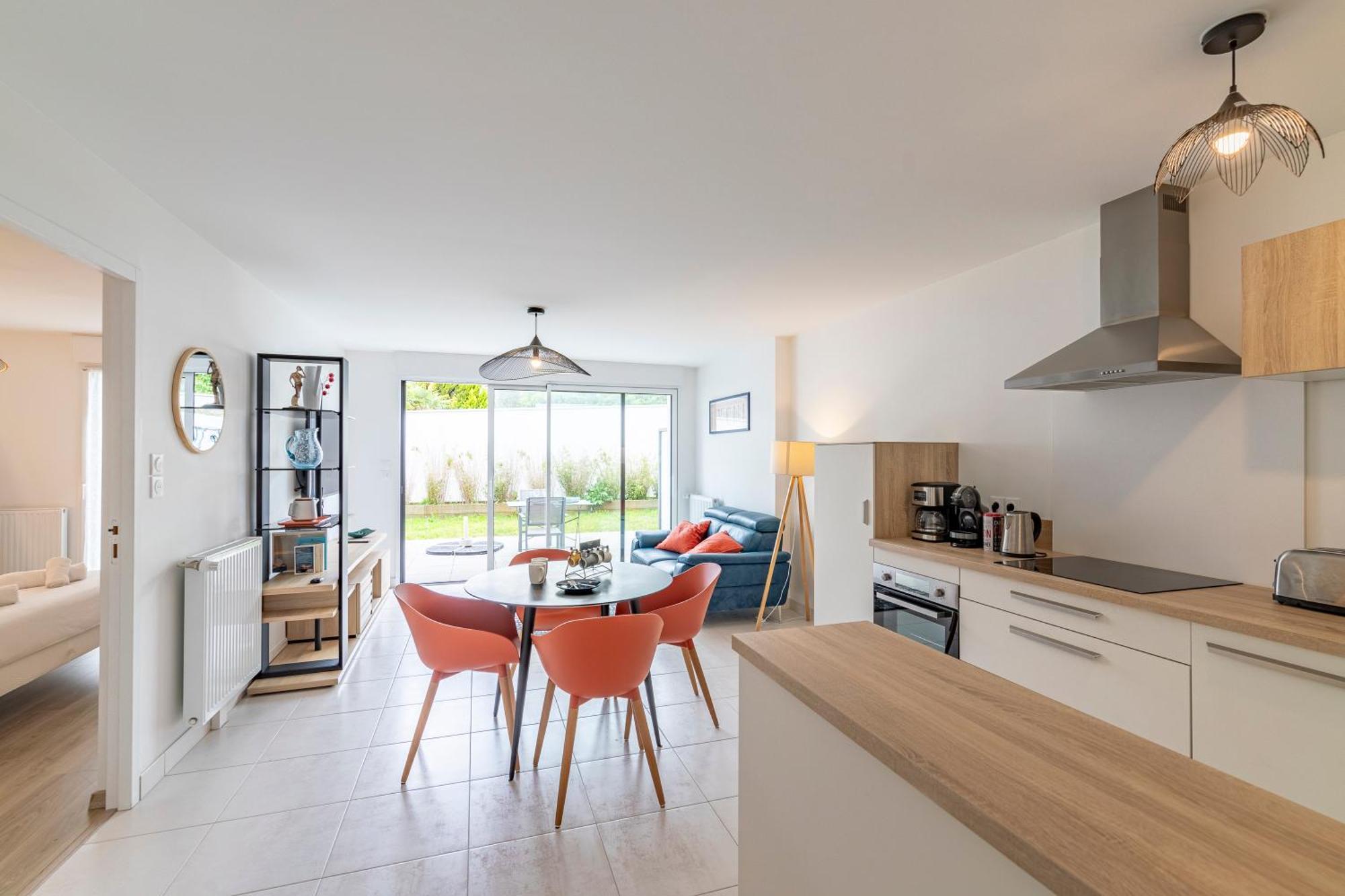 Appartement Canon Proche De La Gare Maritime Au Rdc *