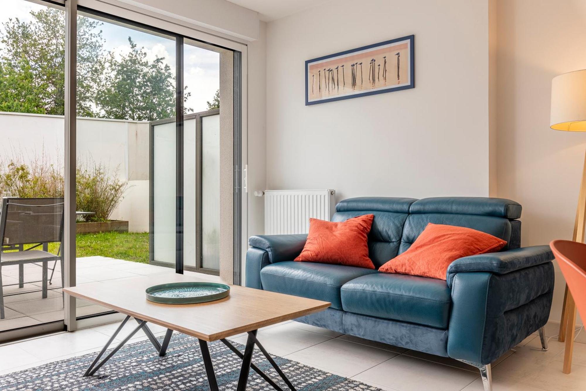 Appartement Canon Proche De La Gare Maritime Au Rdc